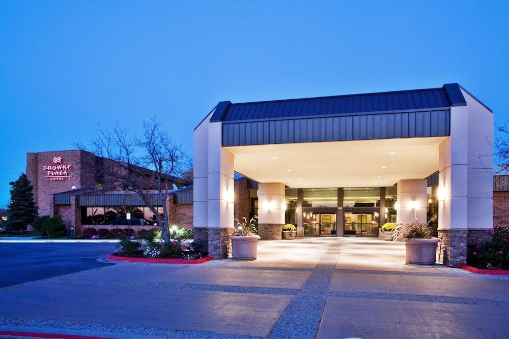 Sheraton Grand Rapids Airport Hotel Каскейд Экстерьер фото