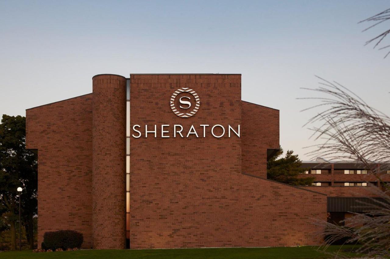 Sheraton Grand Rapids Airport Hotel Каскейд Экстерьер фото