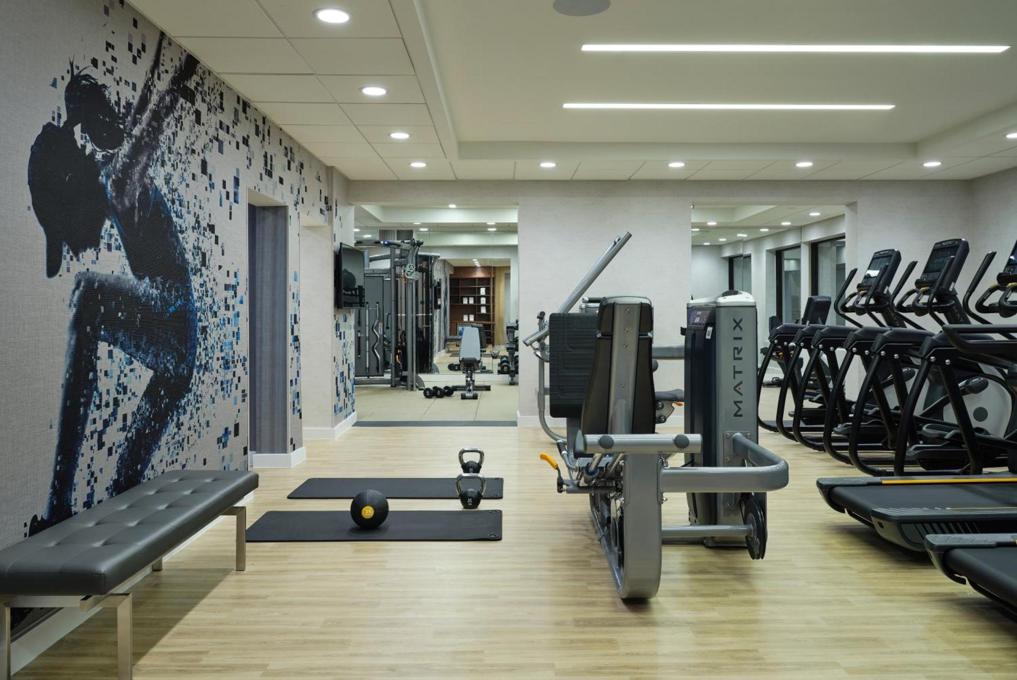 Sheraton Grand Rapids Airport Hotel Каскейд Экстерьер фото