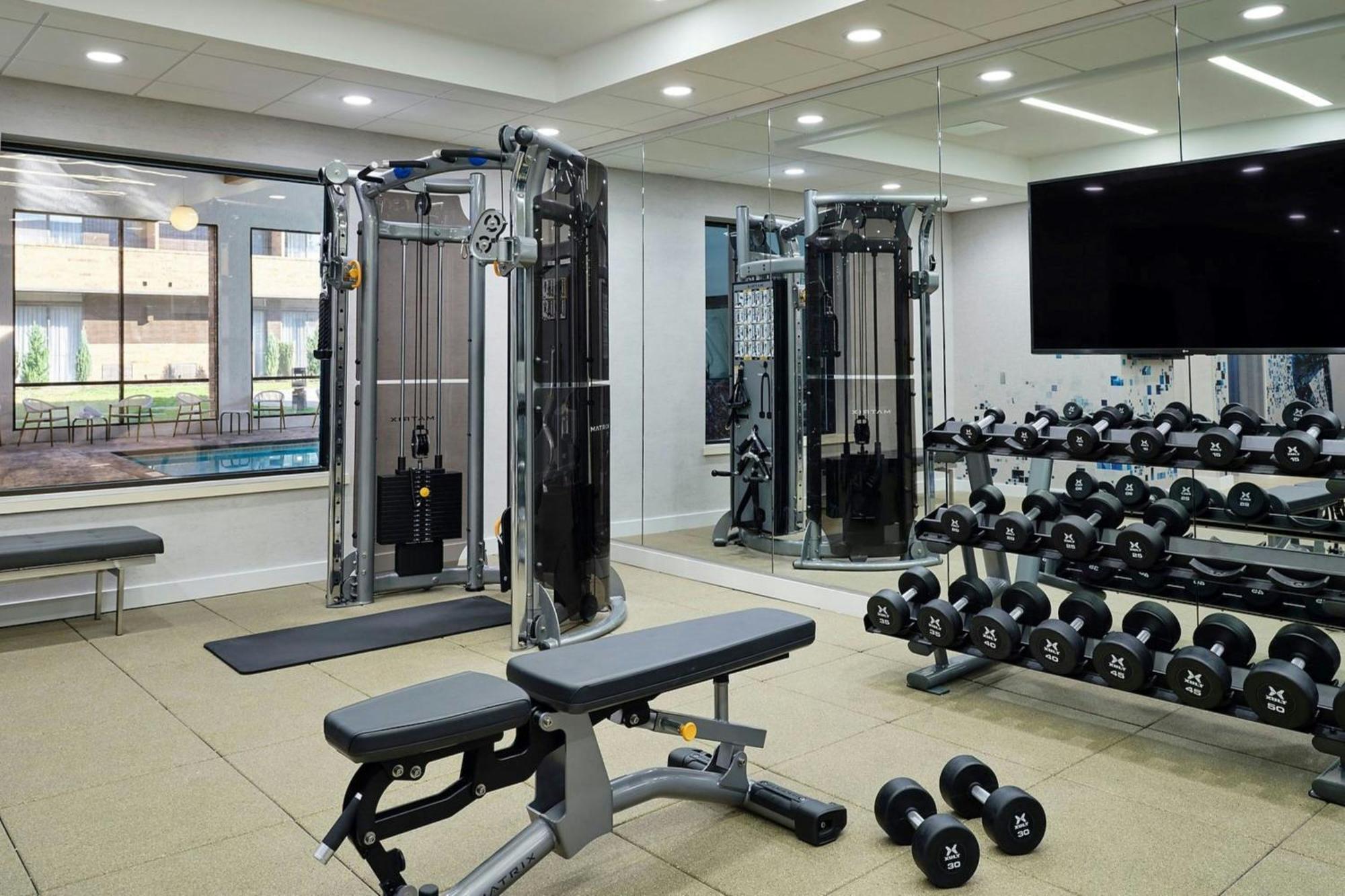 Sheraton Grand Rapids Airport Hotel Каскейд Экстерьер фото