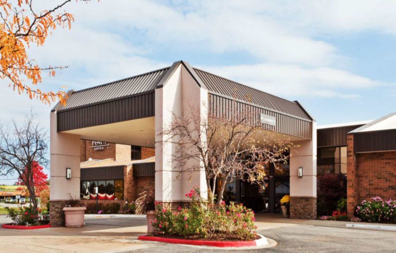 Sheraton Grand Rapids Airport Hotel Каскейд Экстерьер фото